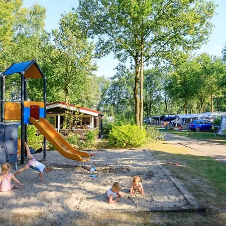 Vakantiecentrum De Ullingse Bergen مكان تخييم