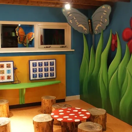 Campsite Vakantiecentrum De Ullingse Bergen 3*