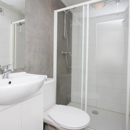 مكان تخييم Vakantiecentrum De Ullingse Bergen